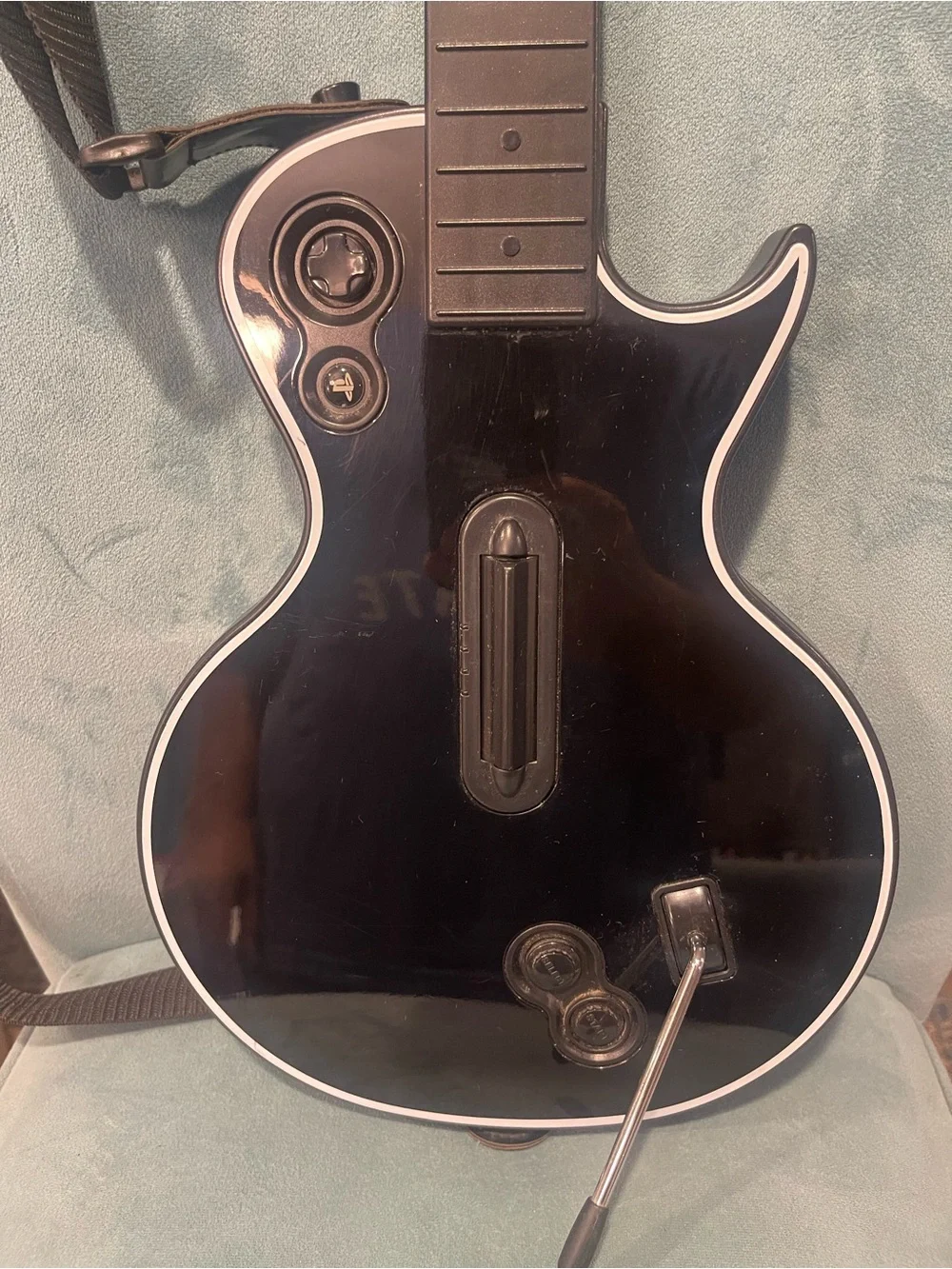 Guitar Hero Gibson Les Paul PS3 Wireless Guitar 95121.805 No Dongle
